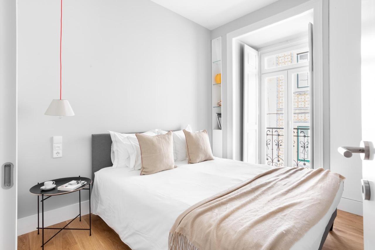 Joivy Marvelous 3-Bed Home With Astonishing View And Terrace, Nearby St George Castle Lisboa Exteriér fotografie