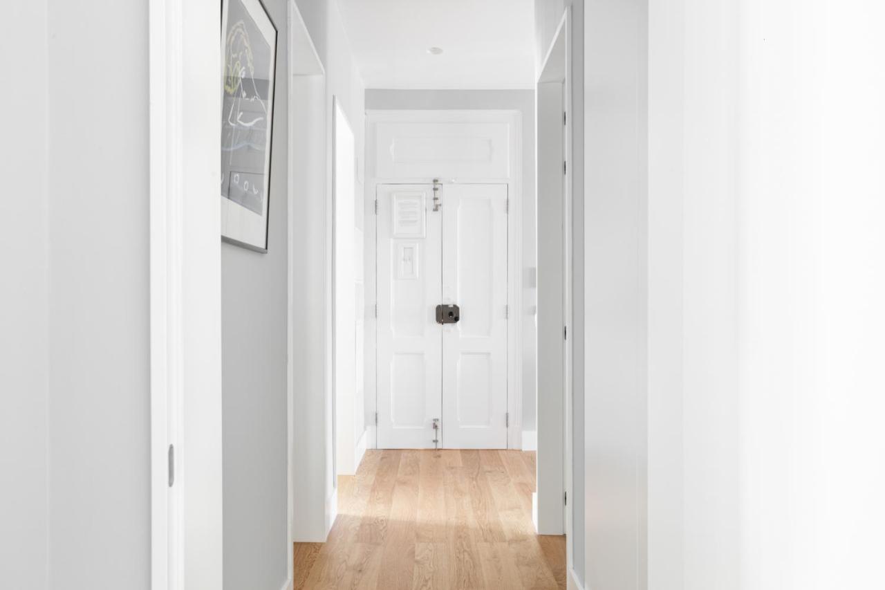Joivy Marvelous 3-Bed Home With Astonishing View And Terrace, Nearby St George Castle Lisboa Exteriér fotografie