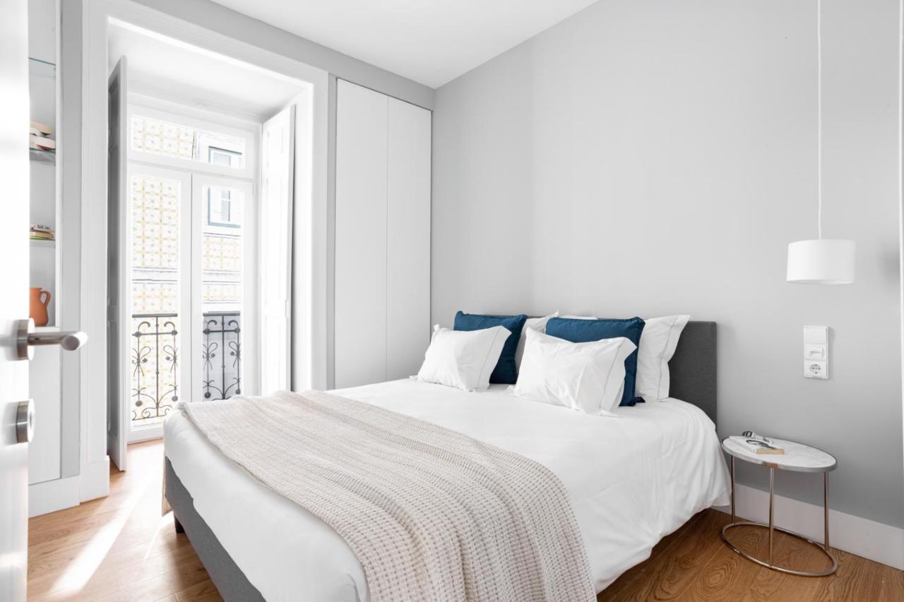 Joivy Marvelous 3-Bed Home With Astonishing View And Terrace, Nearby St George Castle Lisboa Exteriér fotografie